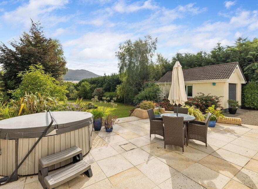 Cloona, Glencap Road, Kilmacanogue, A98DW72