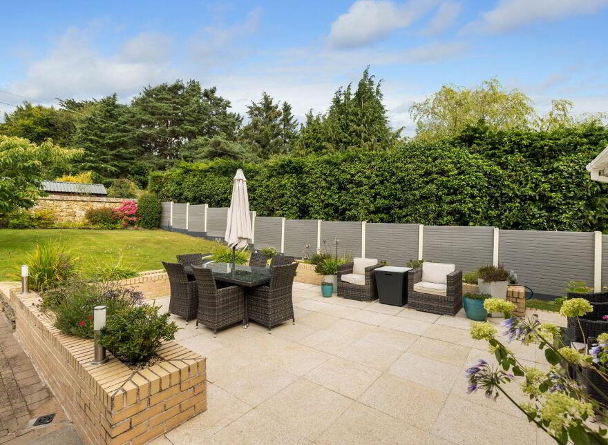 Cloona, Glencap Road, Kilmacanogue, A98DW72