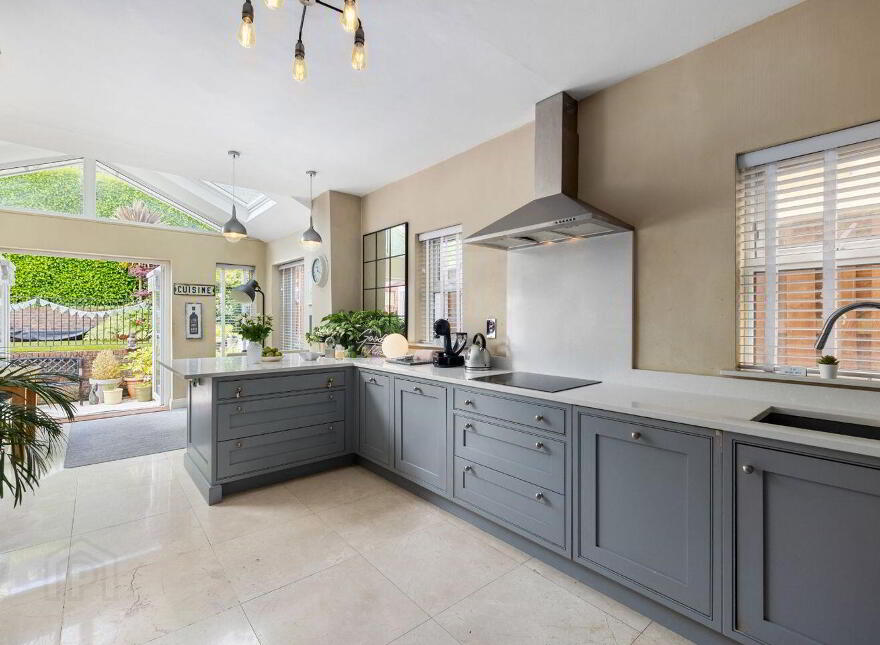 4 Rectory Way, Herbert Road, Bray, A98E652