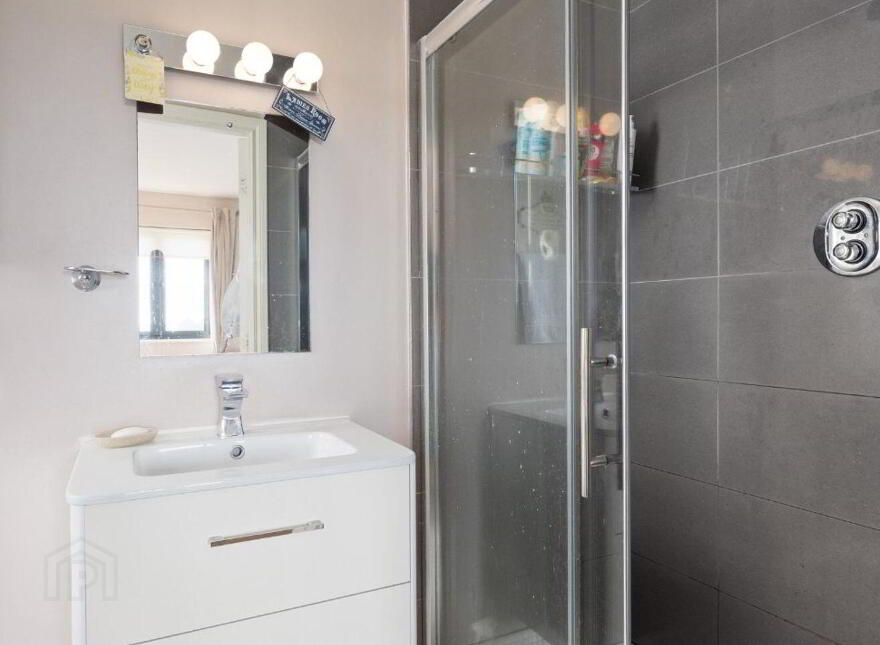 4 Rectory Way, Herbert Road, Bray, A98E652