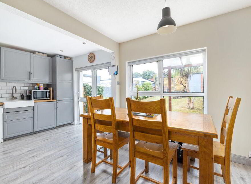 14 Rosslyn, Bray, A98TX67