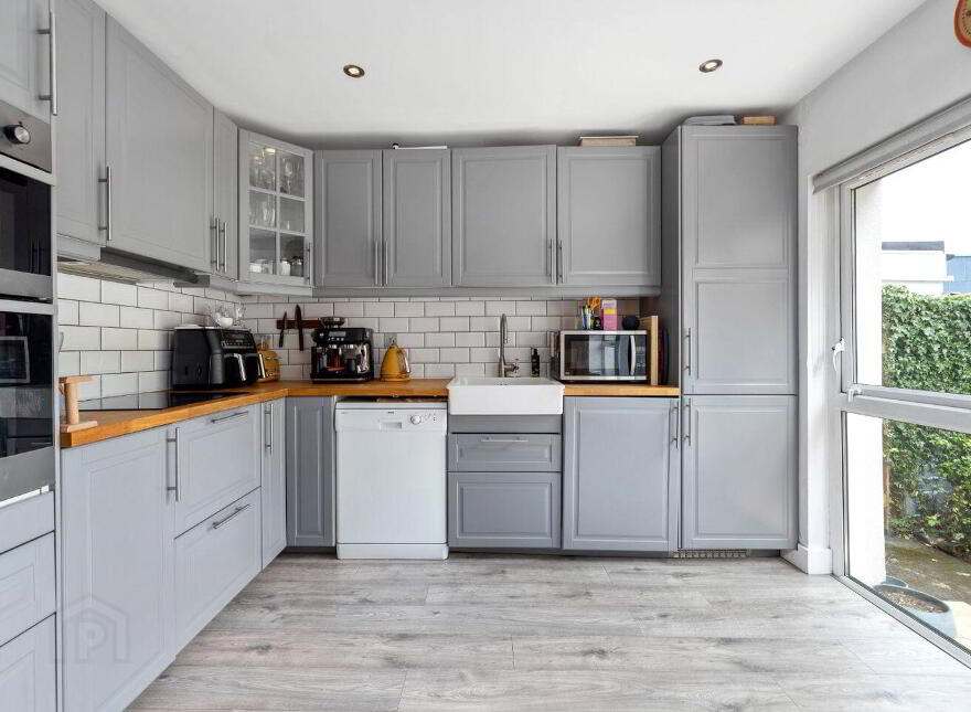 14 Rosslyn, Bray, A98TX67