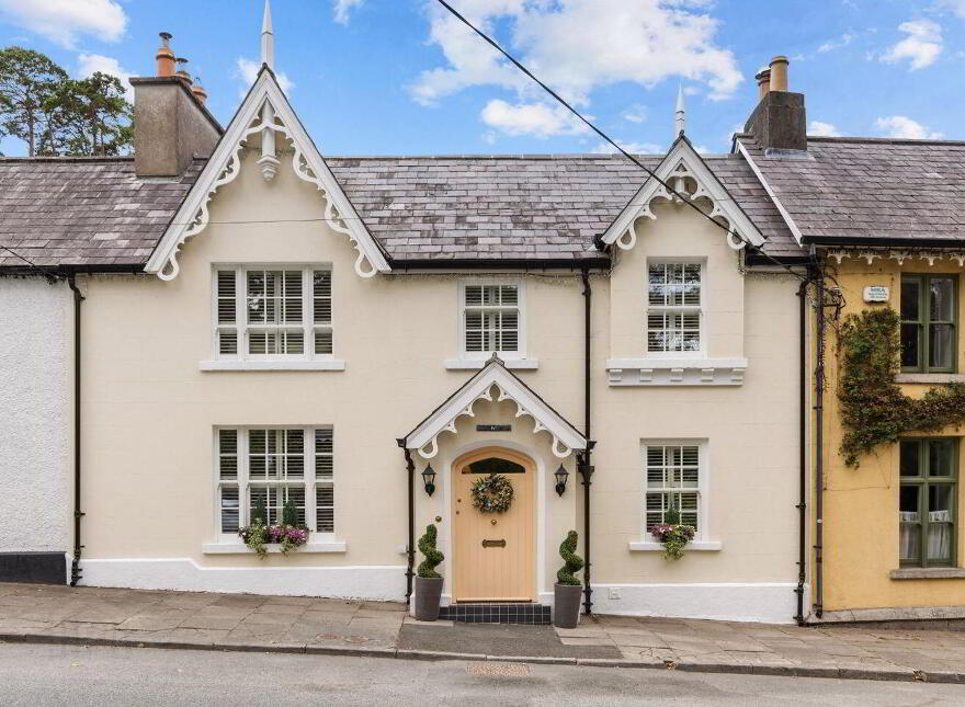 Lawn View, Church Hill, Enniskerry, A98V598 photo