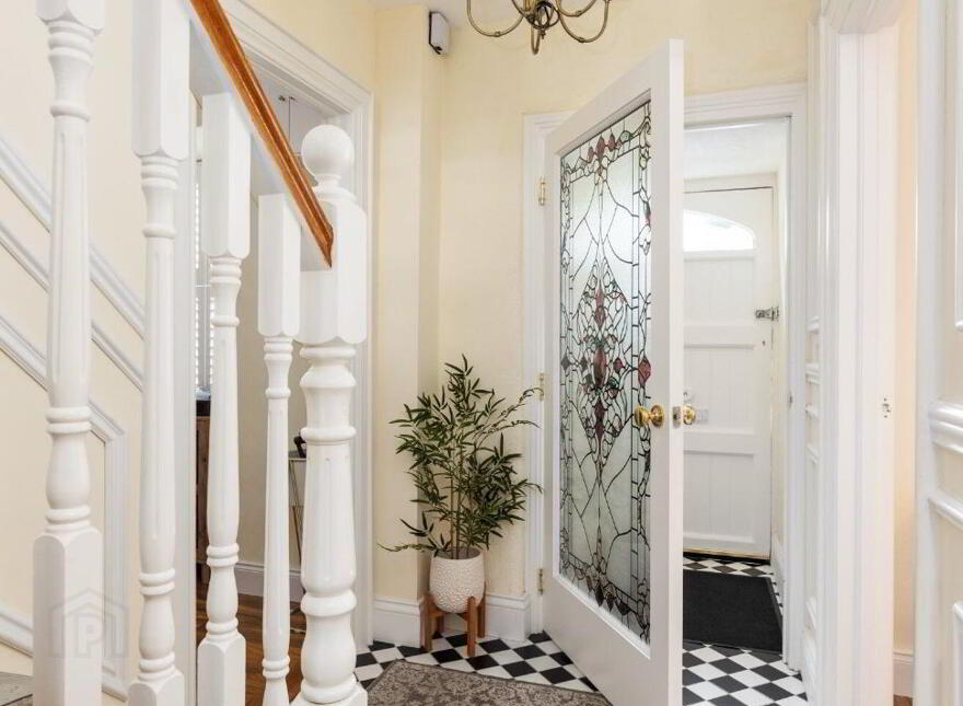 Lawn View, Church Hill, Enniskerry, A98V598