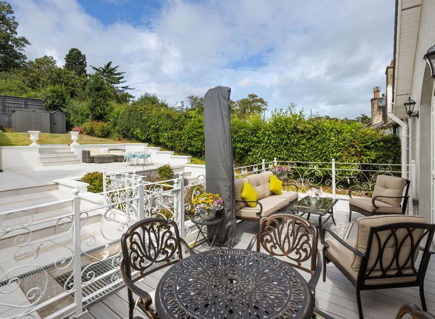 Lawn View, Church Hill, Enniskerry, A98V598