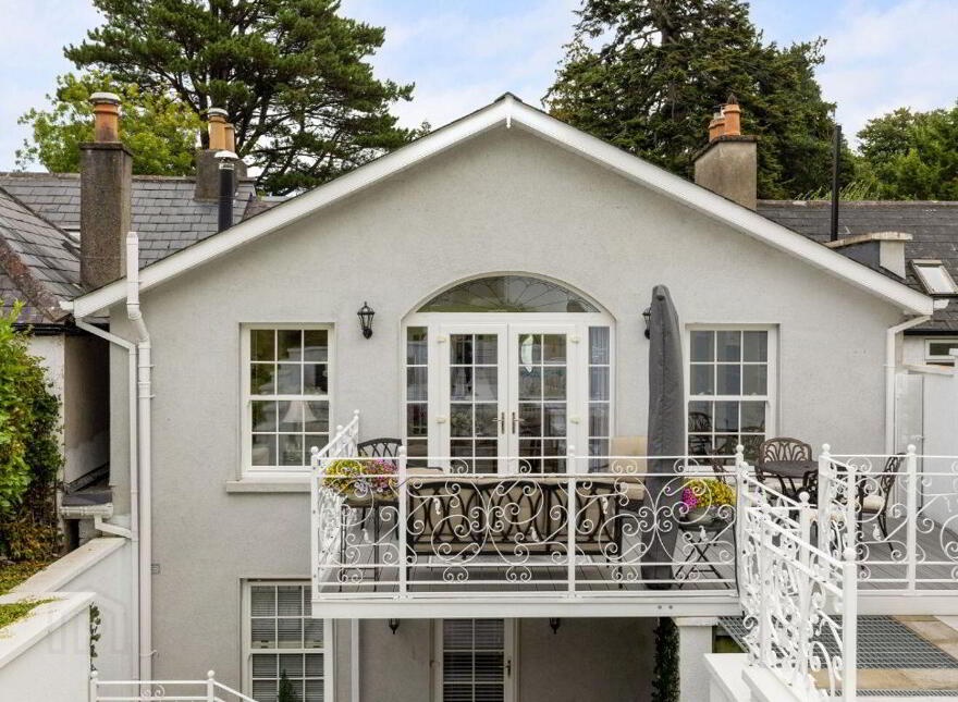 Lawn View, Church Hill, Enniskerry, A98V598