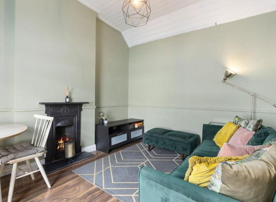Ivy Cottage, 2 Meath Place, Bray, A98VF86
