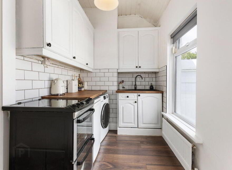 Ivy Cottage, 2 Meath Place, Bray, A98VF86