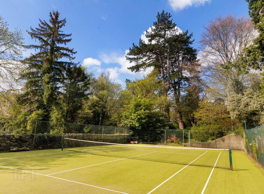 Glenbrook House, And Mews, Enniskerry, A98N265