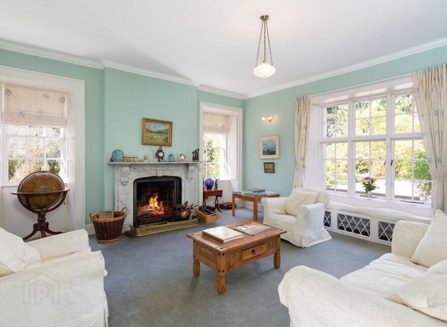 Glenbrook House, And Mews, Enniskerry, A98N265