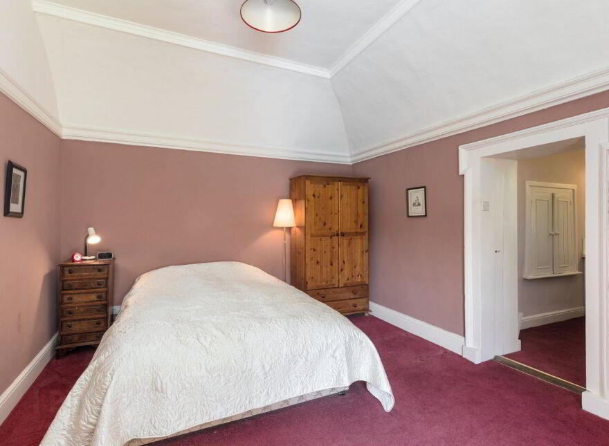 Glenbrook House, And Mews, Enniskerry, A98N265