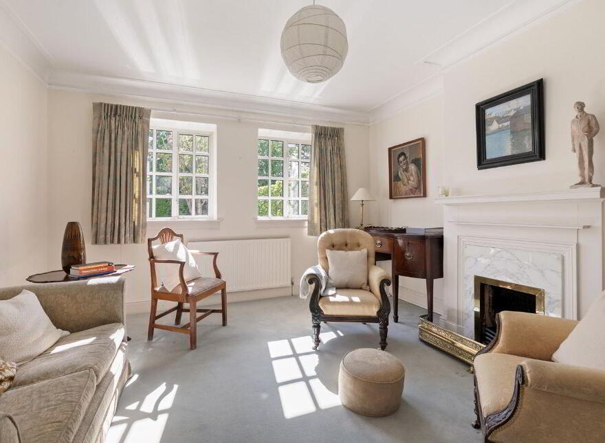 4 Ailesbury Gardens, Ballsbridge, Ballsbridge, D04P5C2