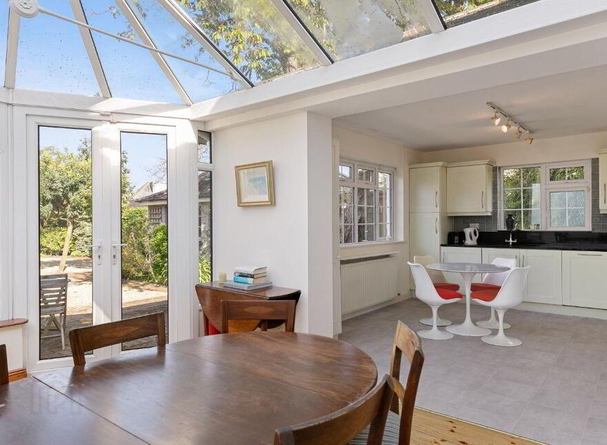 4 Ailesbury Gardens, Ballsbridge, Ballsbridge, D04P5C2