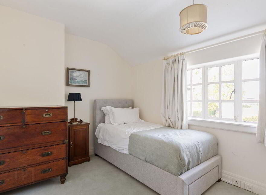 4 Ailesbury Gardens, Ballsbridge, Ballsbridge, D04P5C2
