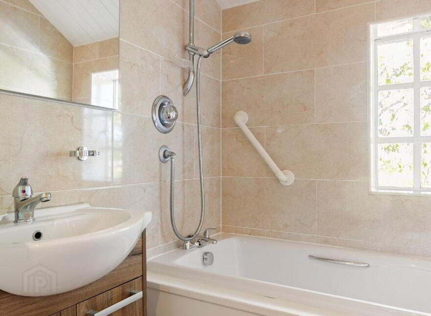 4 Ailesbury Gardens, Ballsbridge, Ballsbridge, D04P5C2