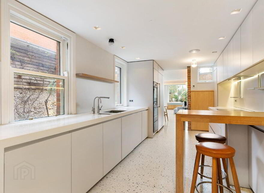 30 Oaklands Park, Sandymount, Sandymount, D04E951