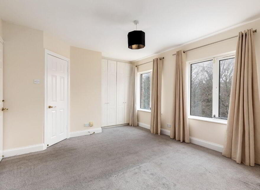 19 The Sweepstakes, Ballsbridge, Merrion Road, Ballsbridge, D04E642