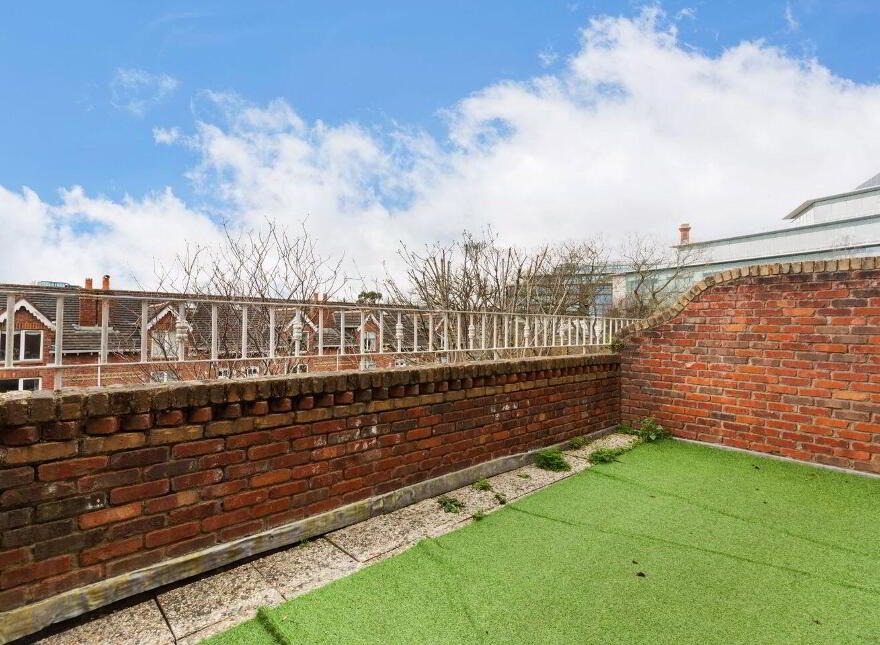 19 The Sweepstakes, Ballsbridge, Merrion Road, Ballsbridge, D04E642