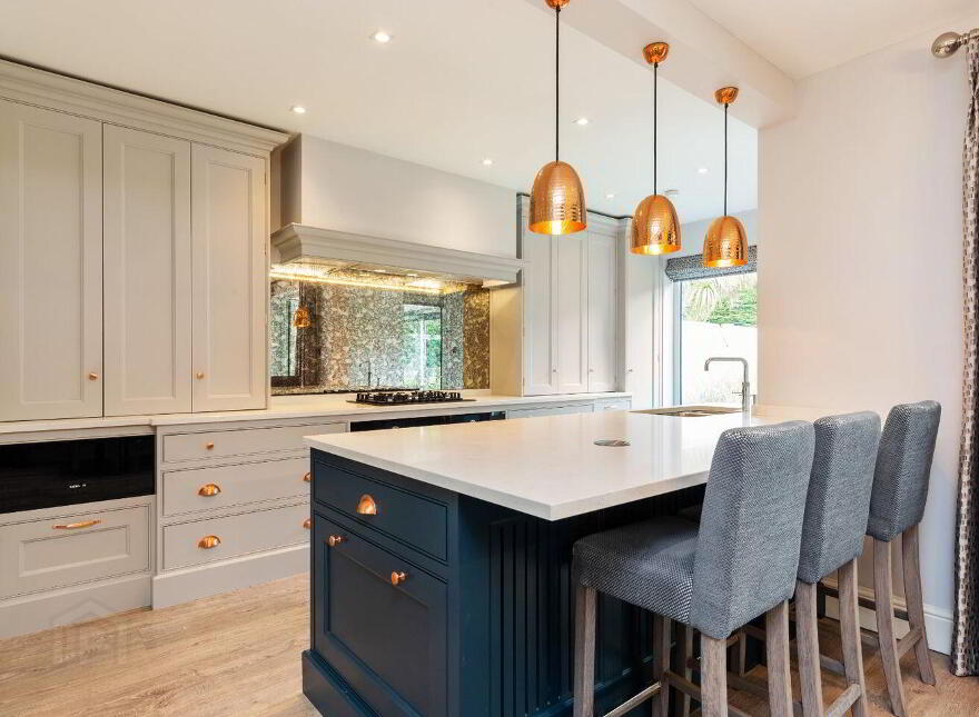 72 Shrewsbury Park, Ballsbridge, Ballsbridge, D04C6V0
