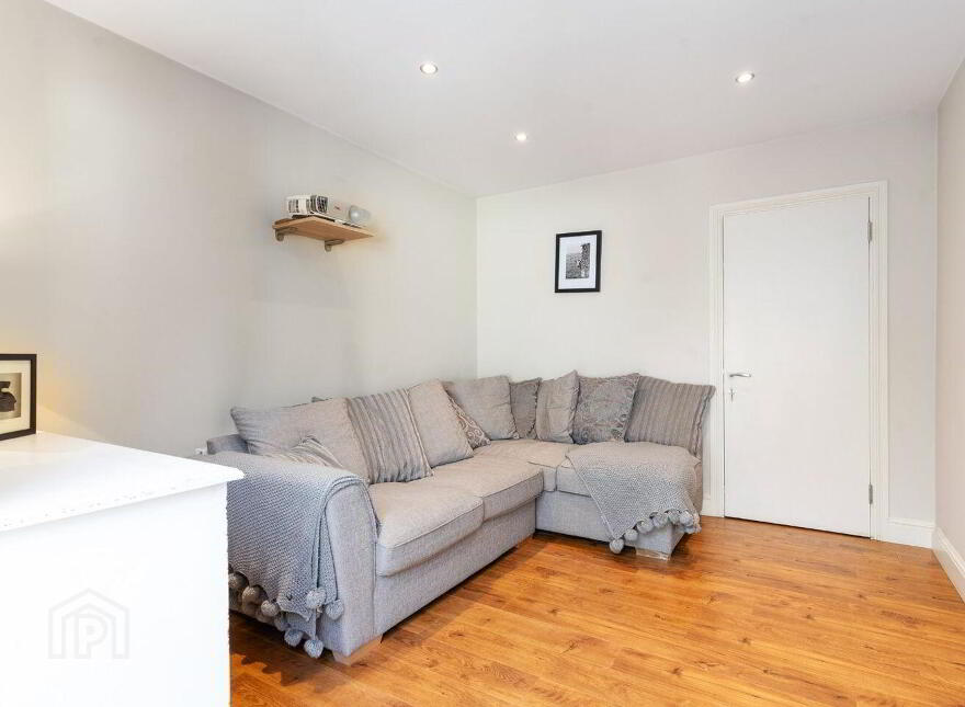 The Mews, Rere Of, 31 Mountpleasant Square, Ranelagh, Ranelagh, D06P651