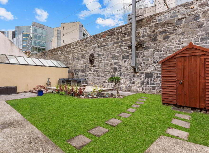 7 Emerald Cottages, Upper Grand Canal Street, Ballsbridge, Ballsbridge, D04X9V4