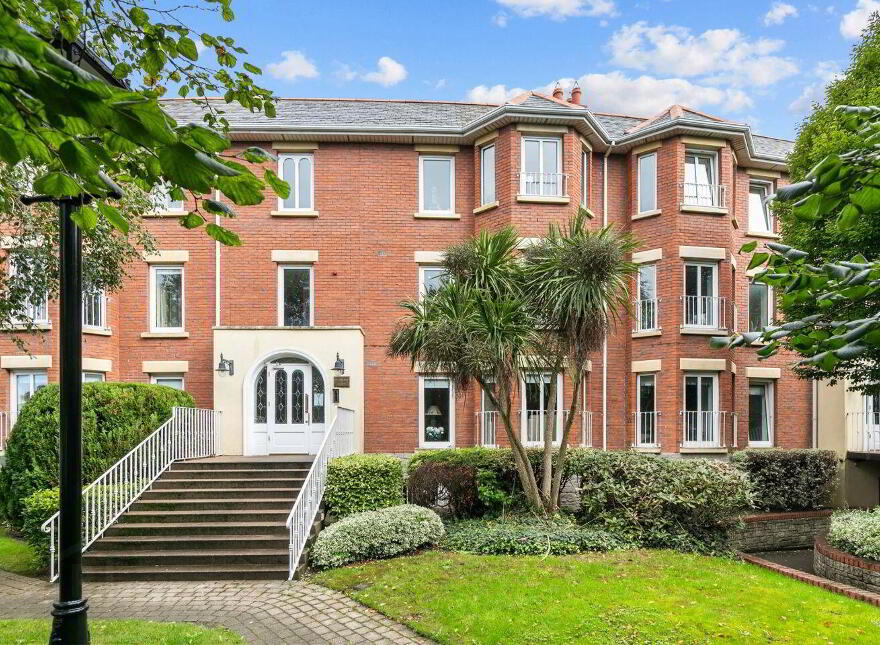 18 Radcliff Hall, St John's Road, Sandymount, Sandymount, D04XV07 photo
