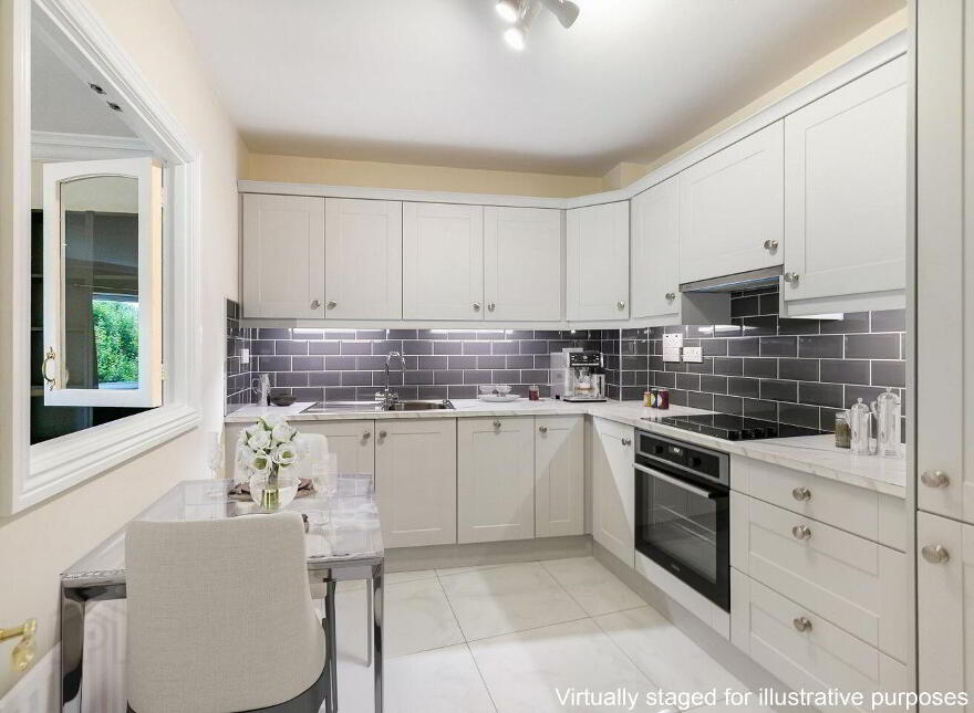 18 Radcliff Hall, St John's Road, Sandymount, Sandymount, D04XV07