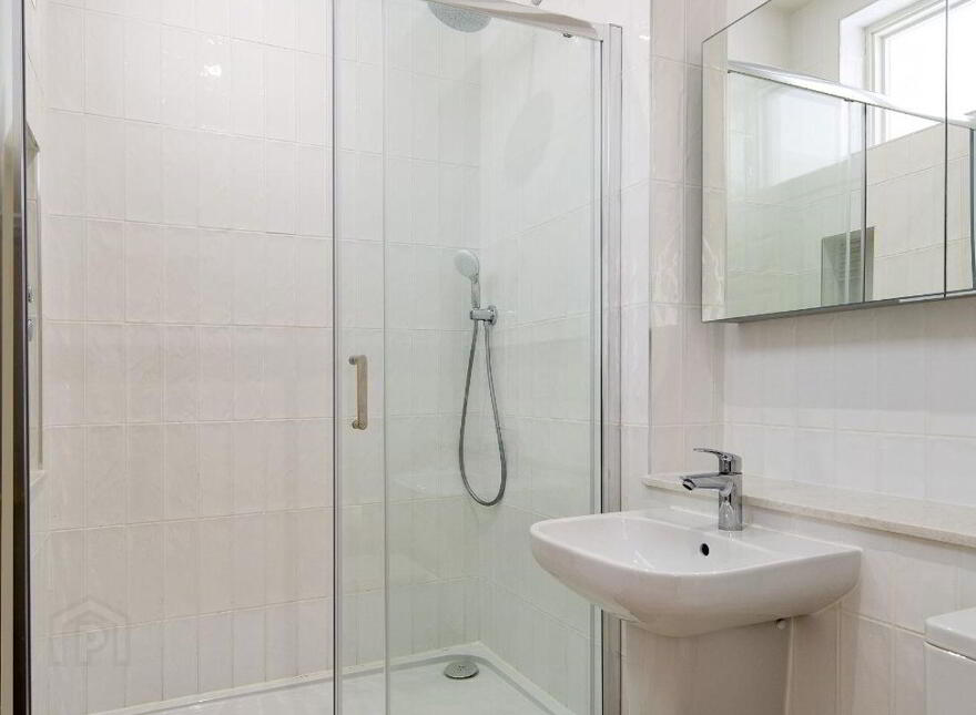 7 Raglan Hall, Clyde Road, Ballsbridge, Ballsbridge, D04P440