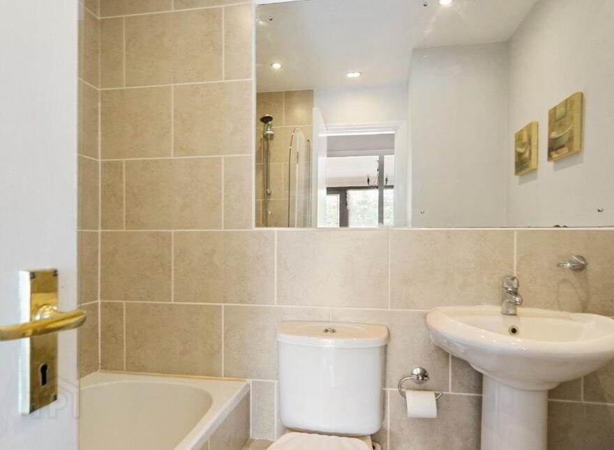 51 Merrion Village, Merrion Road, Ballsbridge, Ballsbridge, D04TK65