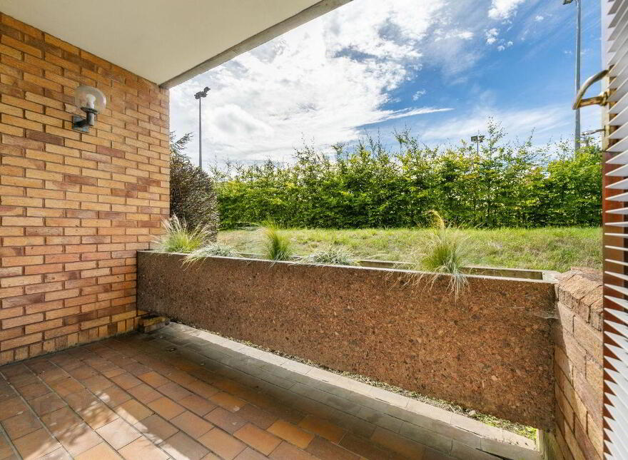 51 Merrion Village, Merrion Road, Ballsbridge, Ballsbridge, D04TK65