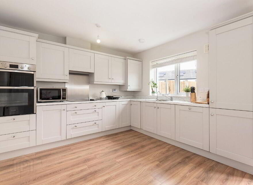 7 Bay Meadows Crescent, Hollystown, D15VHX0