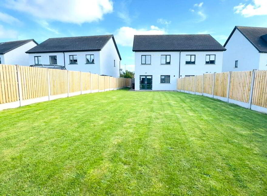 7 Bay Meadows Crescent, Hollystown, D15VHX0