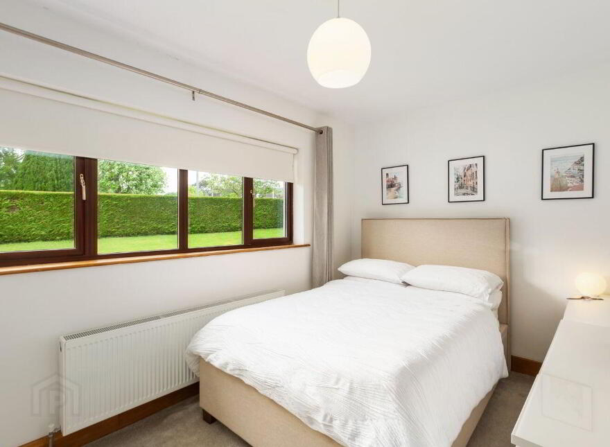 6 Bramble Glade, Ashford, A67K735