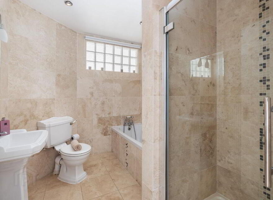 Aurora, Ballymacahara, Ashford, A67K668