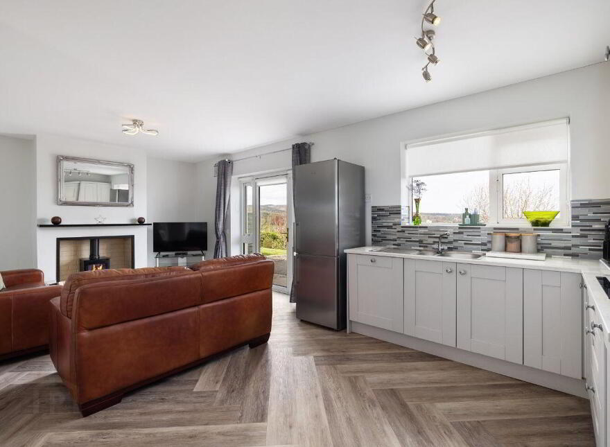 Aurora, Ballymacahara, Ashford, A67K668