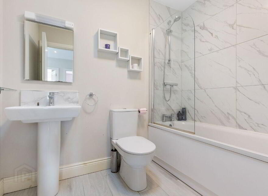 6 Ballycullen Green, Ballycullen, Ballycullen, D24E39D