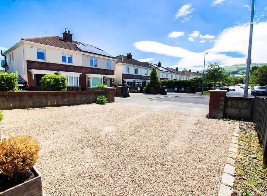 9 Woodstown Heath, Knocklyon, Knocklyon, D16HK18