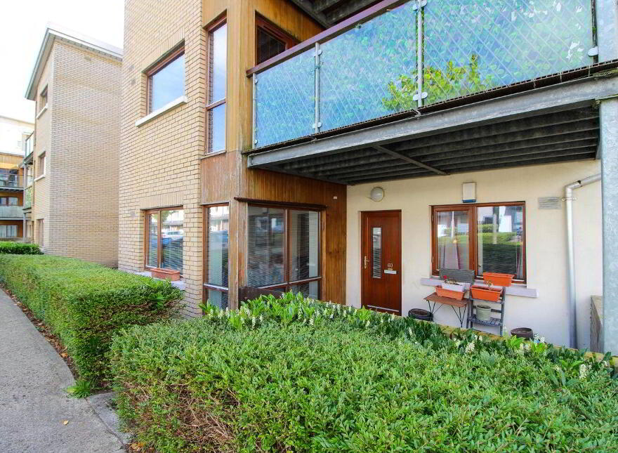 60 Hunter's Hall, Hunter's Place, Ballycullen, Ballycullen, D24YV21 photo