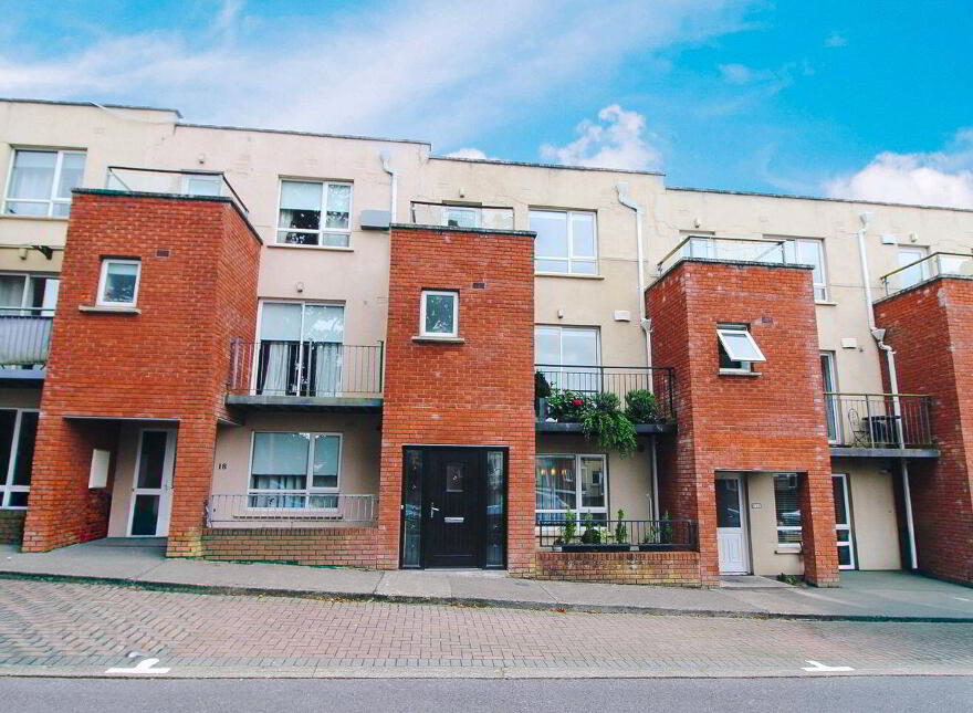 17 Millrace Garden, Saggart, Saggart, D24X319 photo