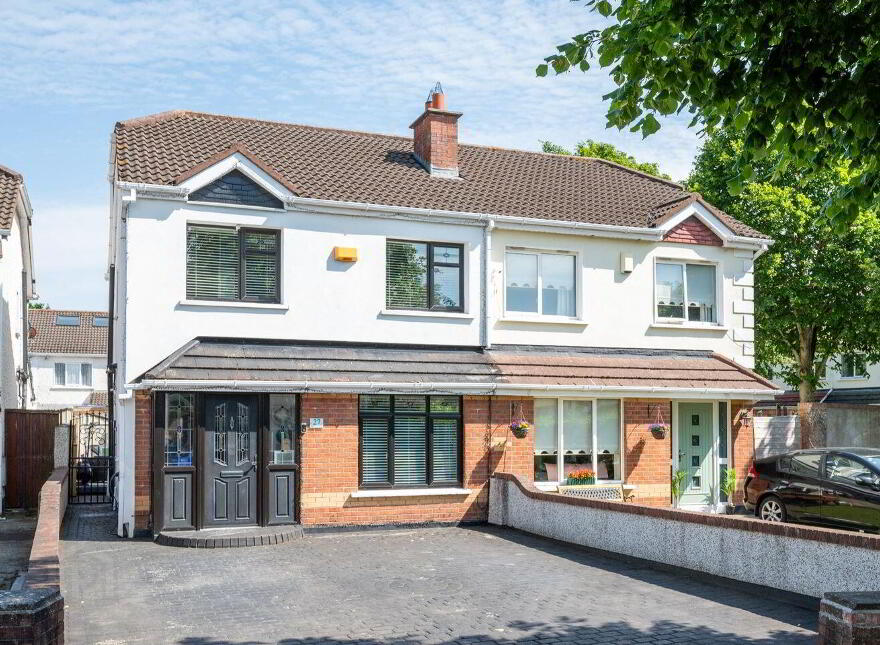 27 Earlsfort Close ( Plus Attic Conversion), Lucan, K78NC89