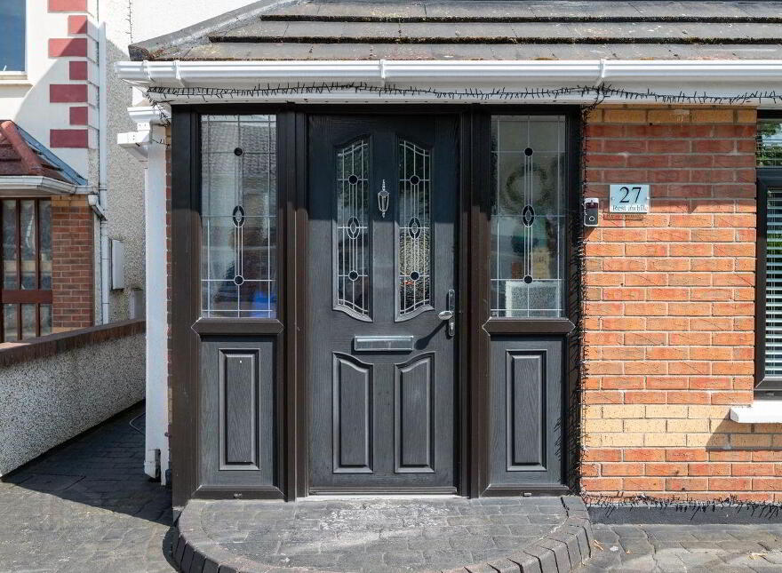 27 Earlsfort Close ( Plus Attic Conversion), Lucan, K78NC89