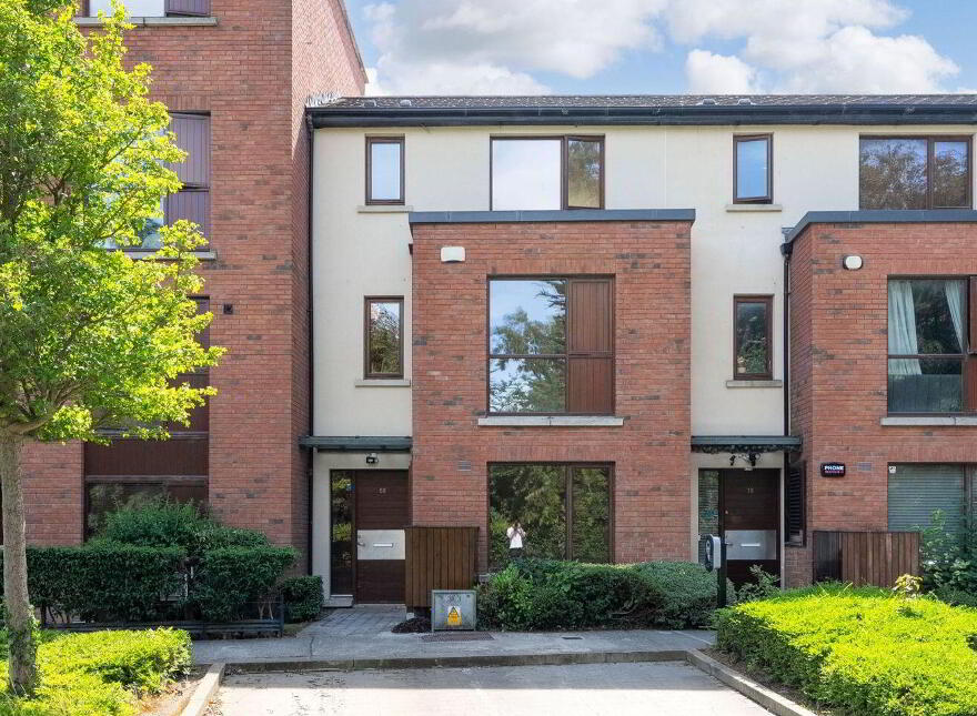68 Castlegate Grove, Adamstown, Adamstown, K78T803 photo
