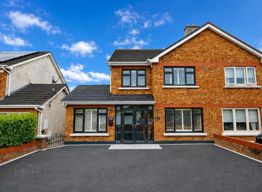 13 Rinawade Lawns, Leixlip, W23Y282 photo
