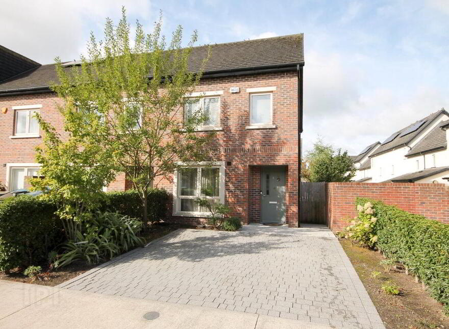3 Shackleton Woods, Lucan, K78E0K5 photo