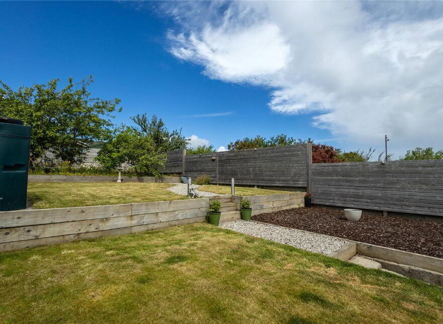 64 Glenview Park, Kilpedder, A63E974