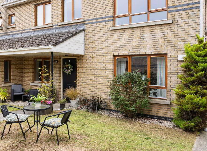 1 Holywell Avenue, Sea Road, Kilcoole, A63X264