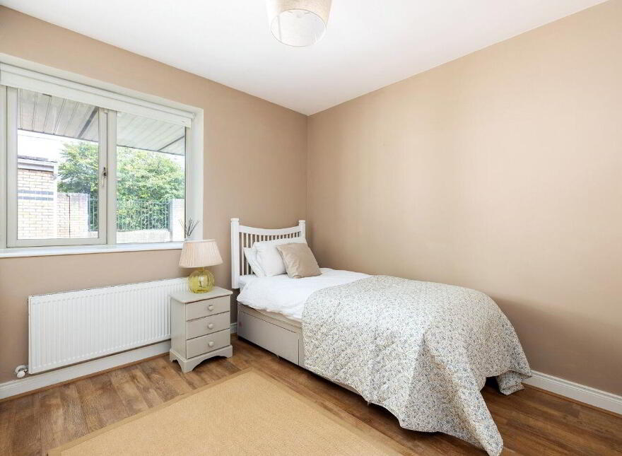 1 Holywell Avenue, Sea Road, Kilcoole, A63X264