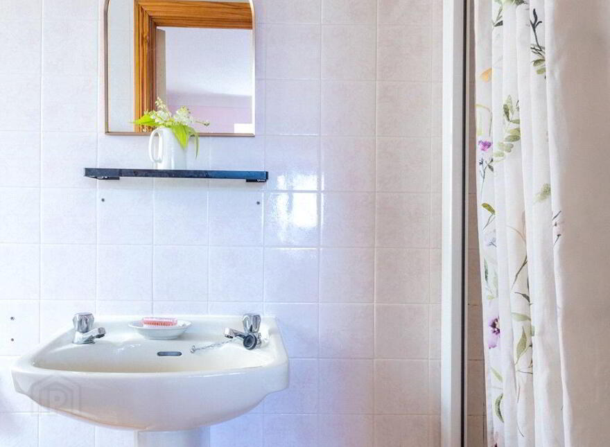 Shanooan, 2 Burnaby Manor, Hillside Road, Greystones, A63YP52