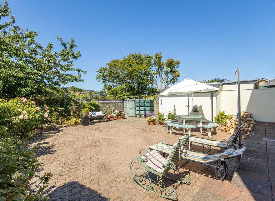 Shanooan, 2 Burnaby Manor, Hillside Road, Greystones, A63YP52