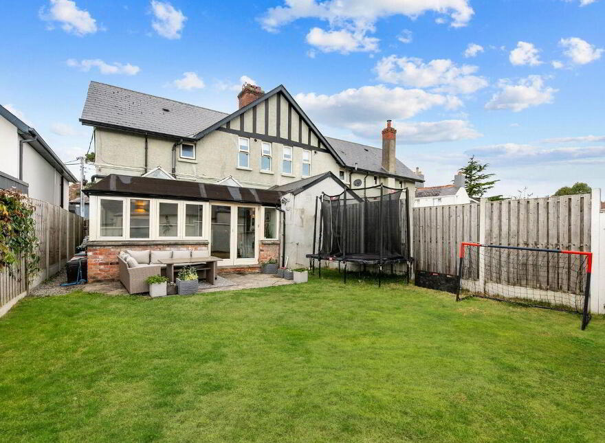 Derrymore, Killincarrig Village, Greystones, A63KC42